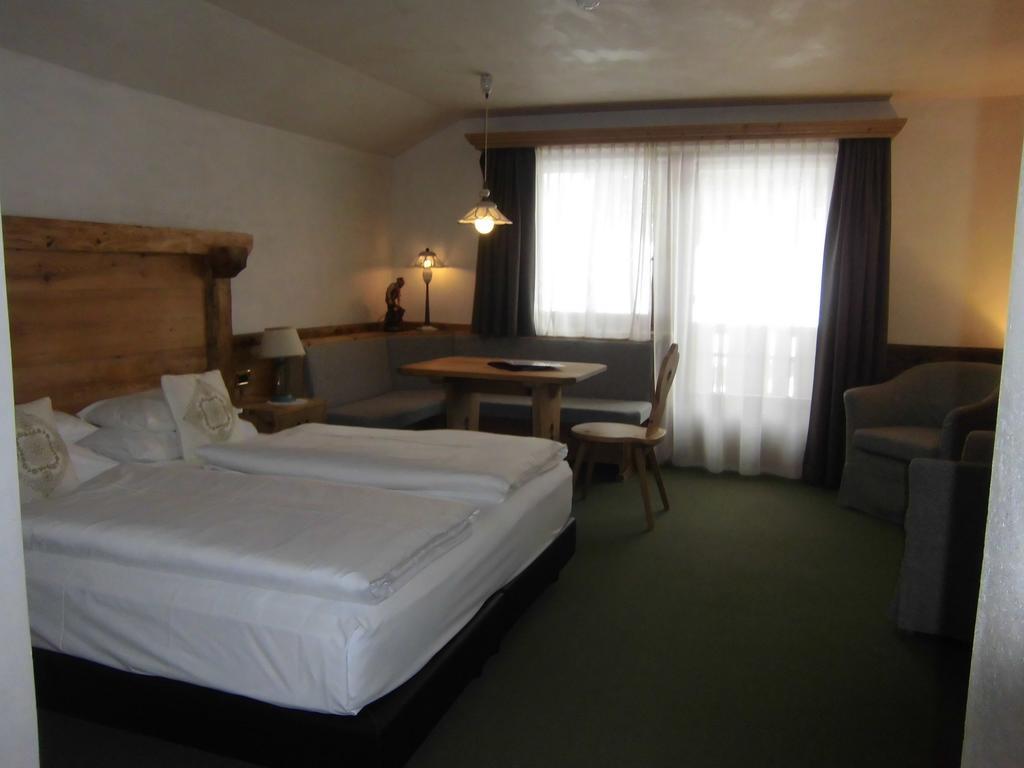 Hotel Evaldo Arabba Room photo