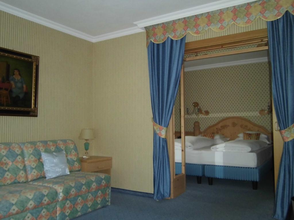 Hotel Evaldo Arabba Room photo