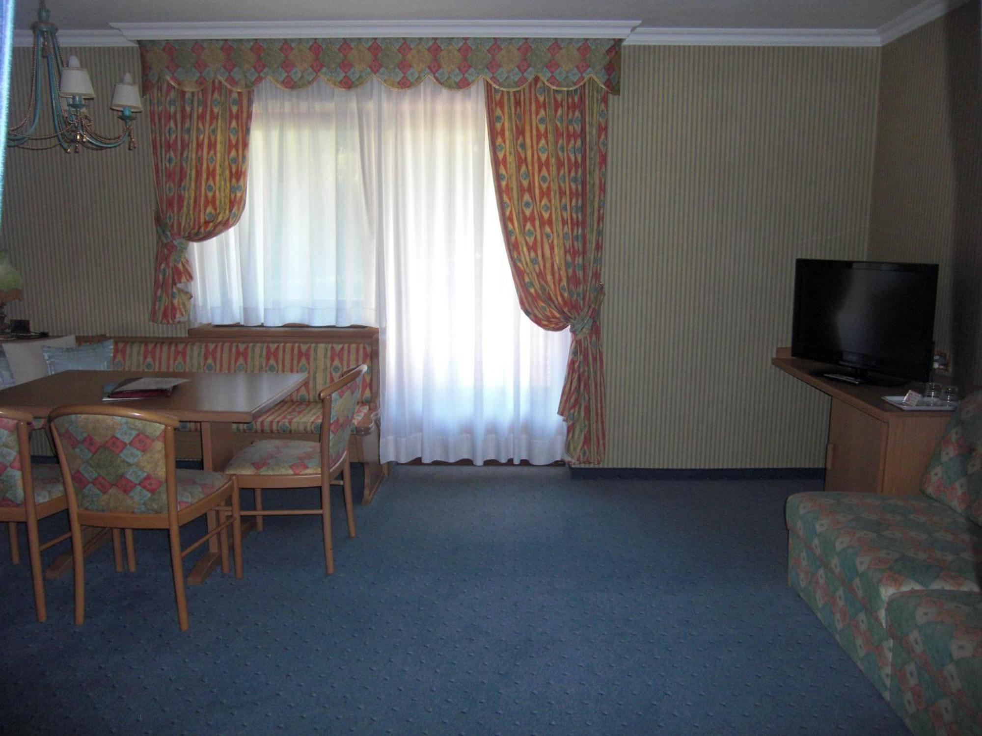 Hotel Evaldo Arabba Room photo